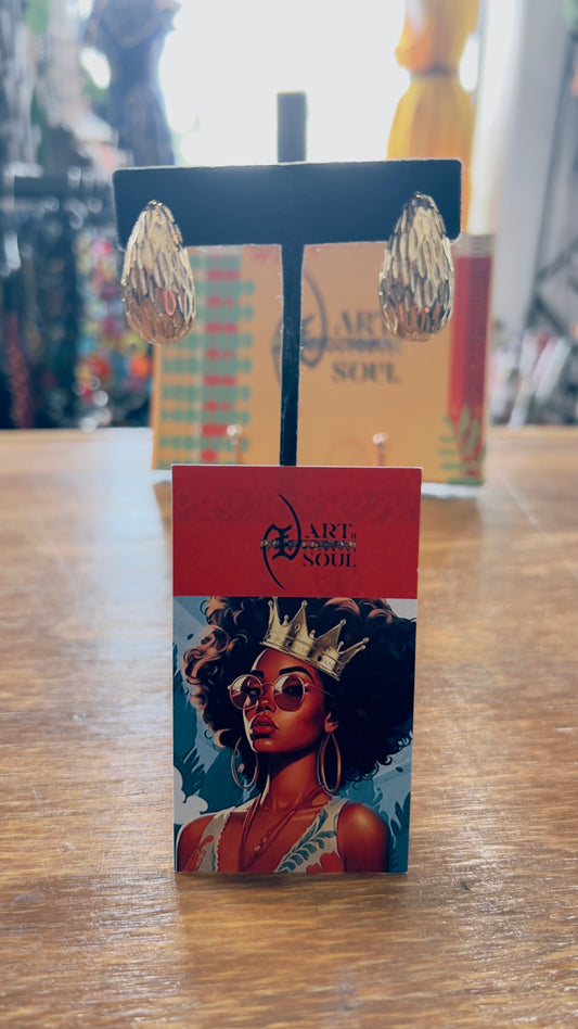 ✨ Textured Teardrop Earrings ✨