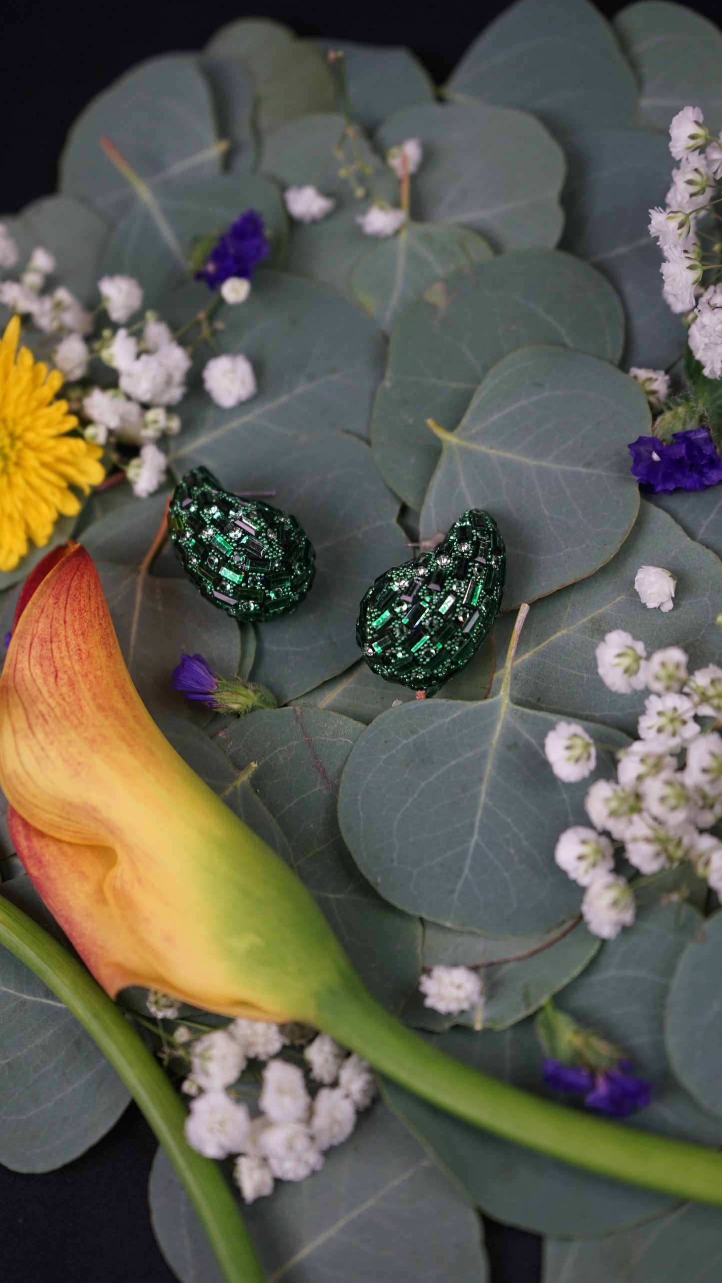 Dazzle Green Earring  (Spring Edition)